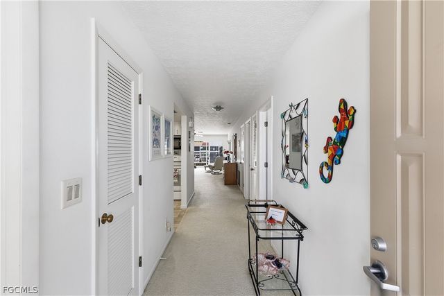 4005 SE 19th PL 8, Cape Coral, FL 33904