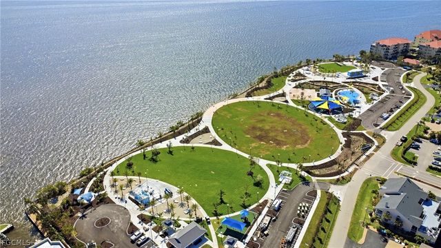 4005 SE 19th PL 8, Cape Coral, FL 33904