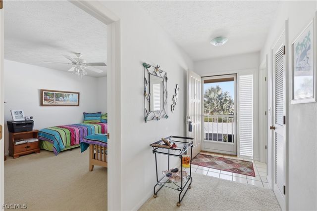 4005 SE 19th PL 8, Cape Coral, FL 33904