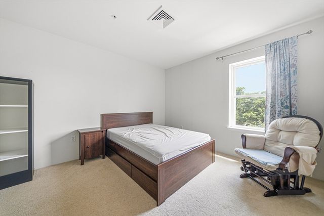 30 Franklin St 312, Malden, MA 02148