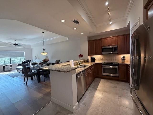 7710 LAKE VISTA COURT 302, Lakewood Ranch, FL 34202