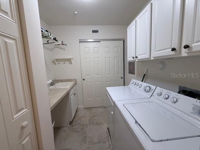 7710 LAKE VISTA COURT 302, Lakewood Ranch, FL 34202