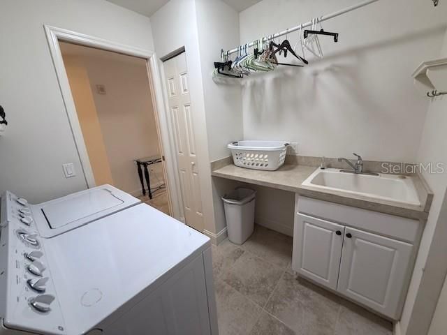 7710 LAKE VISTA COURT 302, Lakewood Ranch, FL 34202