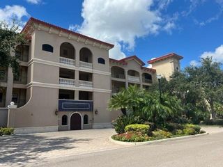 7710 LAKE VISTA COURT 302, Lakewood Ranch, FL 34202