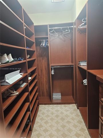 20201 E Country Club Dr 2409, Aventura, FL 33180