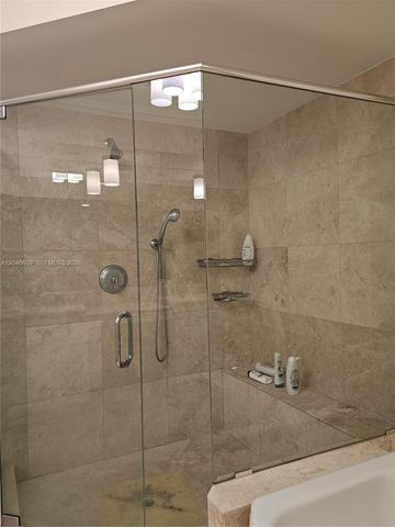 20201 E Country Club Dr 2409, Aventura, FL 33180
