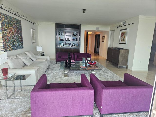 20201 E Country Club Dr 2409, Aventura, FL 33180