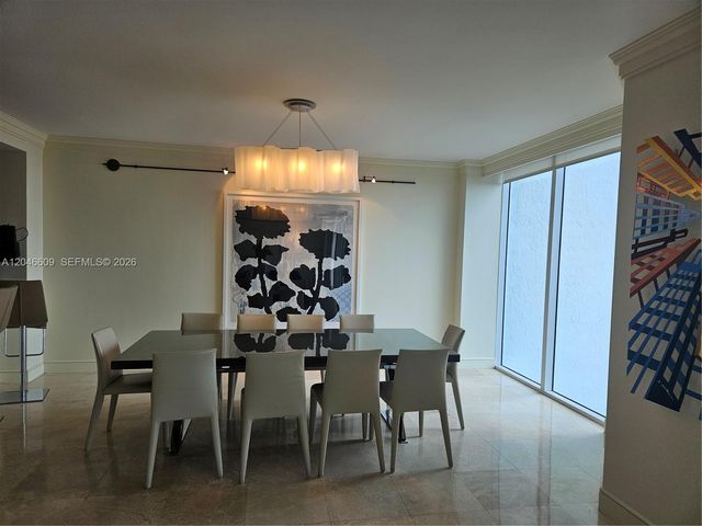 20201 E Country Club Dr 2409, Aventura, FL 33180