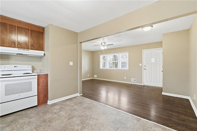 10816 E 66th Terrace, Raytown, MO 64133