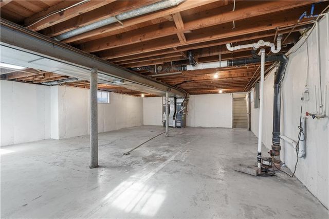 10816 E 66th Terrace, Raytown, MO 64133