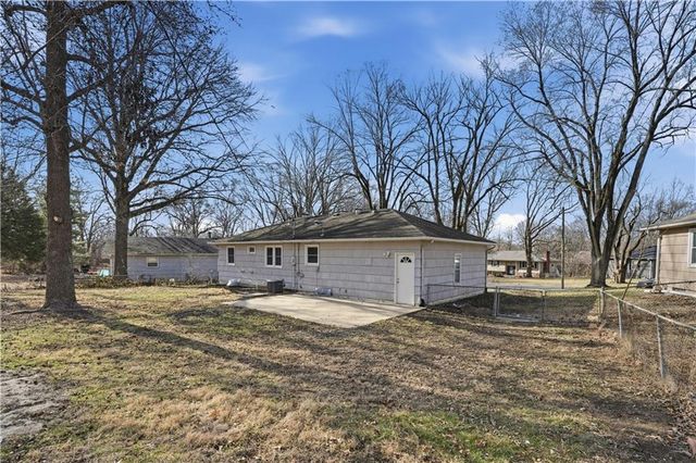 10816 E 66th Terrace, Raytown, MO 64133