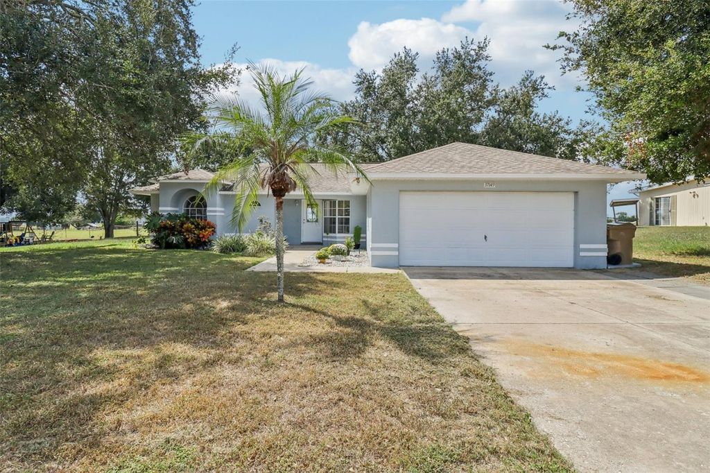 37149 SANDY LANE, Grand Island, FL 32735