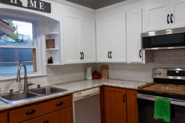 409 2nd Street, Menasha, WI 54952