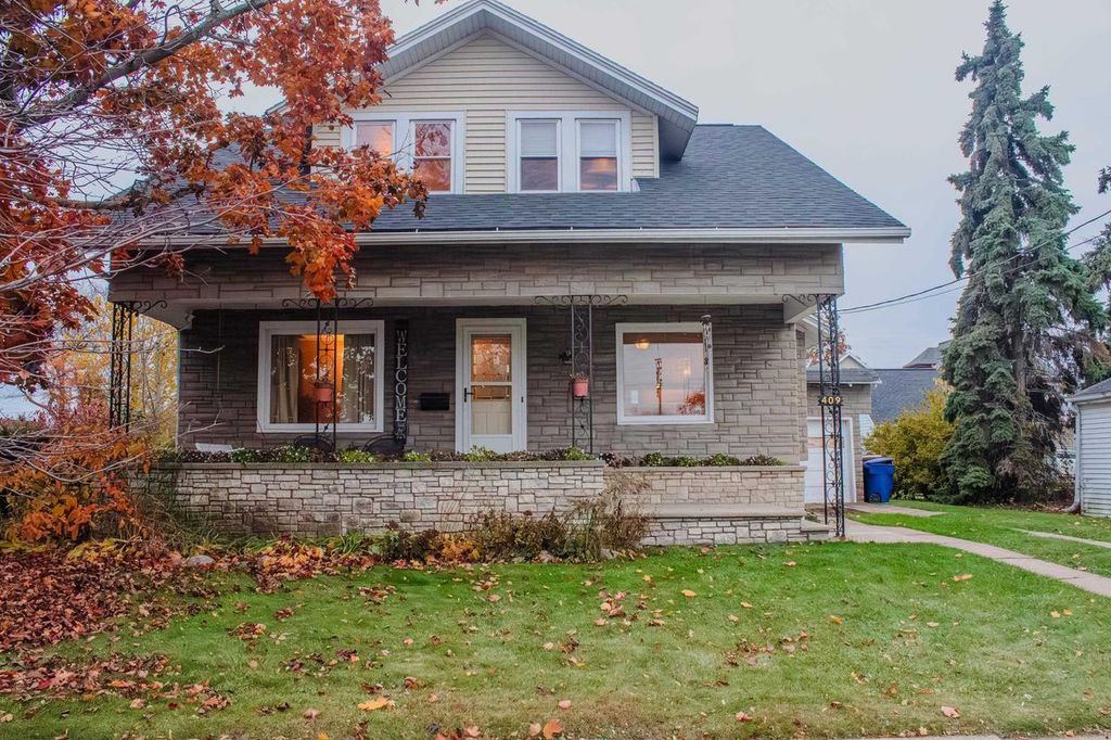 409 2nd Street, Menasha, WI 54952