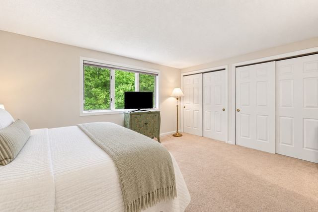 2002 Pheasant Creek Lane 2002, Peabody, MA 01960