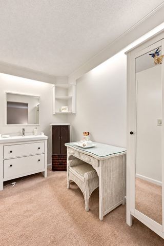 2002 Pheasant Creek Lane 2002, Peabody, MA 01960