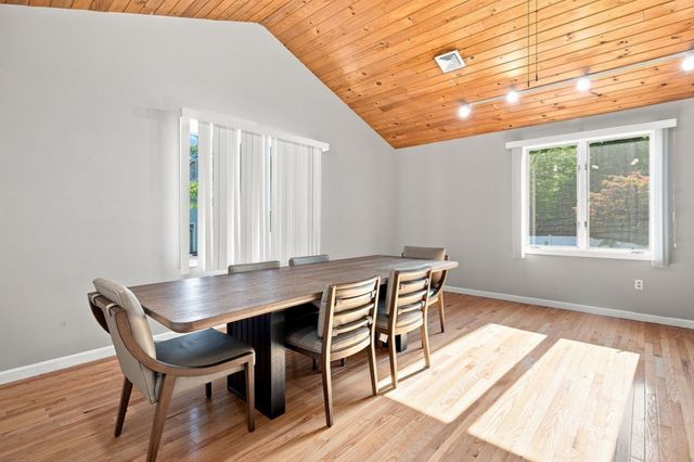 2002 Pheasant Creek Lane 2002, Peabody, MA 01960