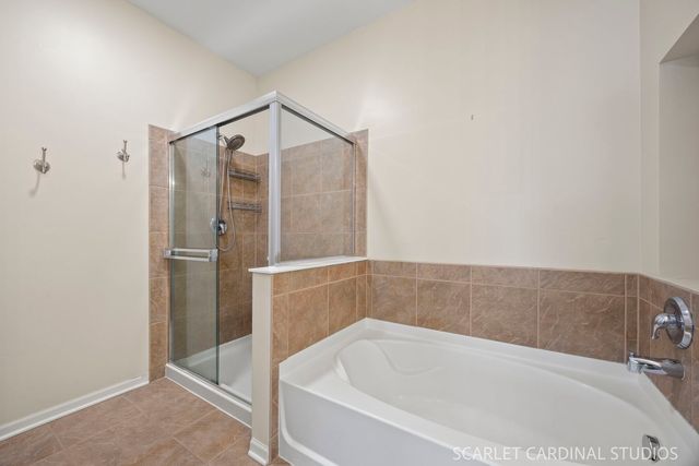 442 Plaza Place, Aurora, IL 60504