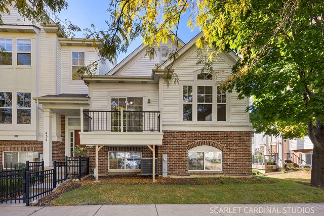 442 Plaza Place, Aurora, IL 60504