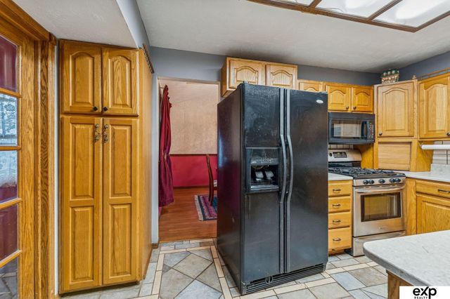 1633 N 150 Court, Omaha, NE 68154