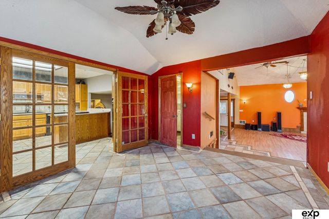 1633 N 150 Court, Omaha, NE 68154