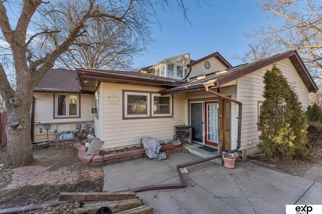 1633 N 150 Court, Omaha, NE 68154