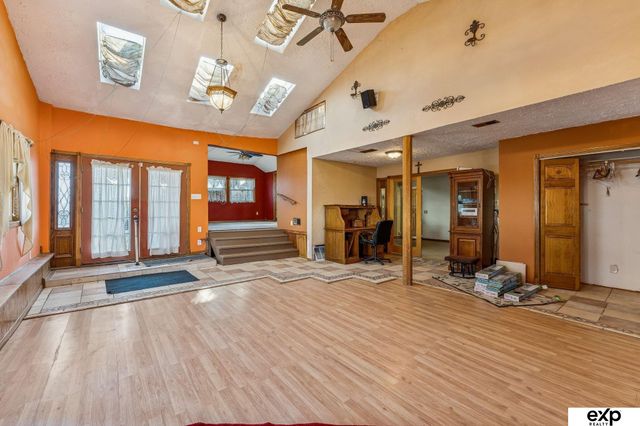 1633 N 150 Court, Omaha, NE 68154