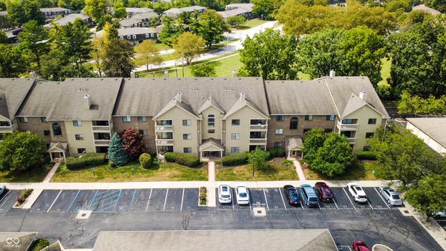 8750 Yardley Court 208, Indianapolis, IN 46268