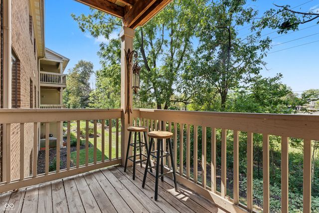 8750 Yardley Court 208, Indianapolis, IN 46268