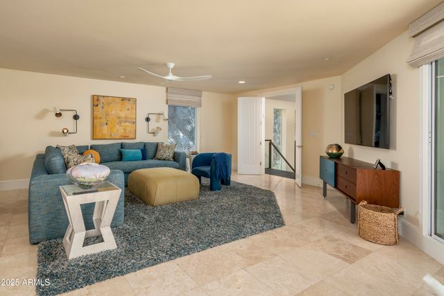 3500 E LINCOLN Drive 17, Phoenix, AZ 85018