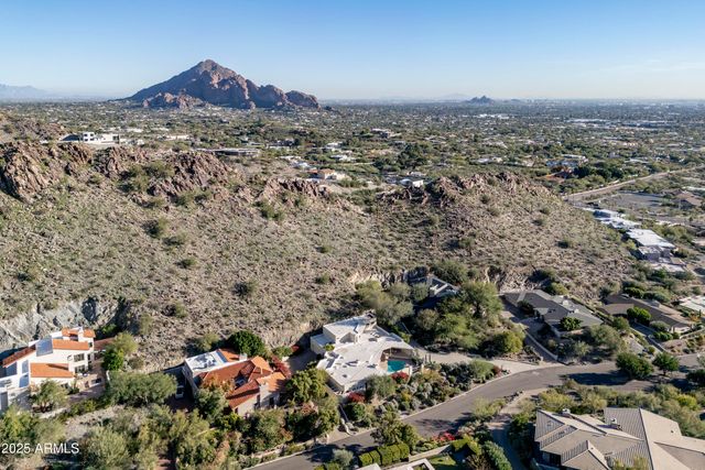 3500 E LINCOLN Drive 17, Phoenix, AZ 85018