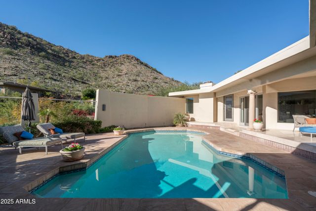 3500 E LINCOLN Drive 17, Phoenix, AZ 85018