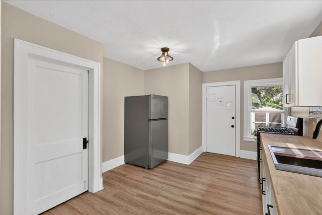 335 Dickinson Street, Grand Rapids, MI 49507