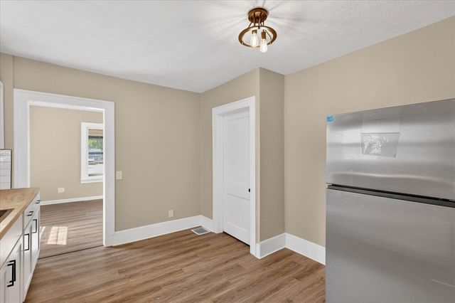 335 Dickinson Street, Grand Rapids, MI 49507