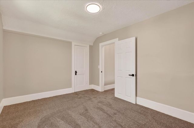 335 Dickinson Street, Grand Rapids, MI 49507