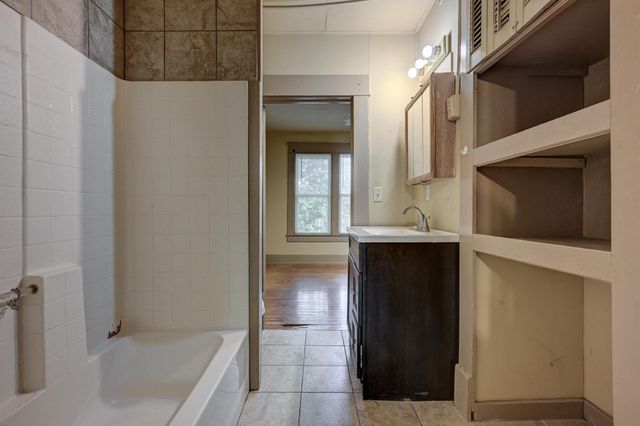 723 S Indiana Avenue, Joplin, MO 64801