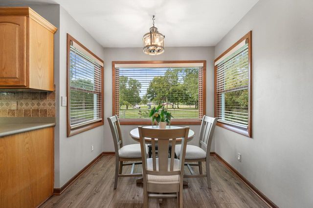 1324 W Paradise COURT, Glendale, WI 53209