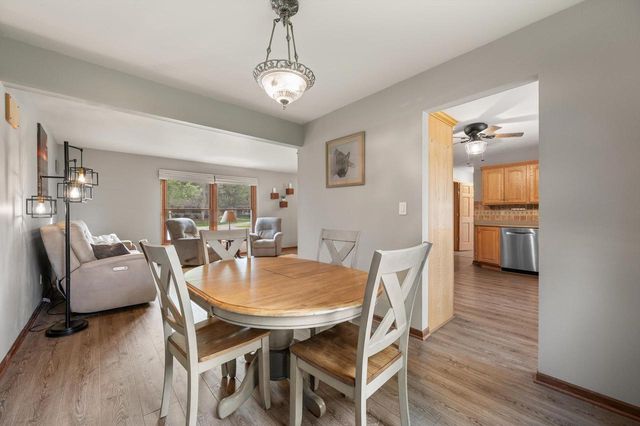 1324 W Paradise COURT, Glendale, WI 53209