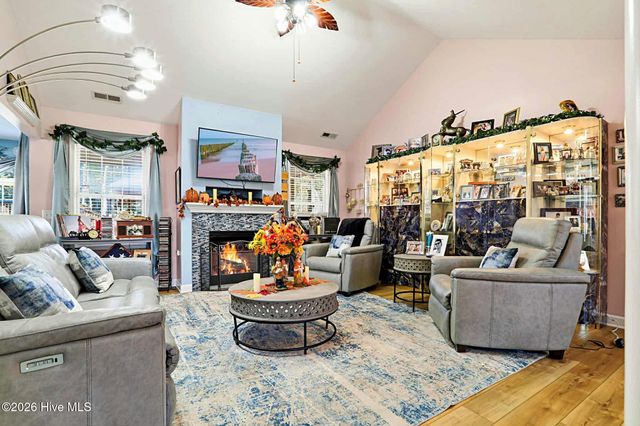 408 N Belvedere Drive, Hampstead, NC 28443