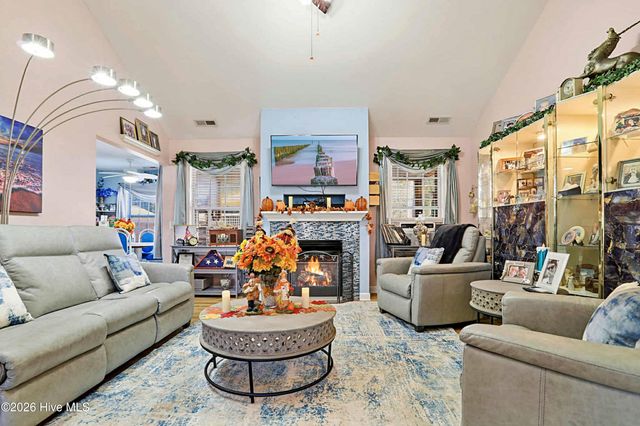 408 N Belvedere Drive, Hampstead, NC 28443