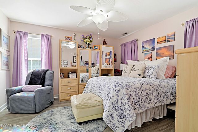 408 N Belvedere Drive, Hampstead, NC 28443