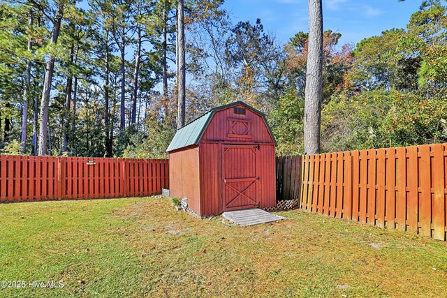 408 N Belvedere Drive, Hampstead, NC 28443