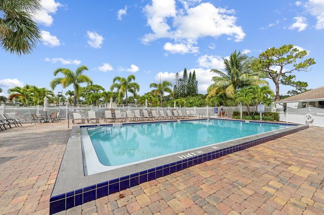 2555 Pga Boulevard 55, Palm Beach Gardens, FL 33410