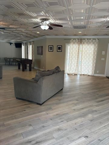 2555 Pga Boulevard 55, Palm Beach Gardens, FL 33410