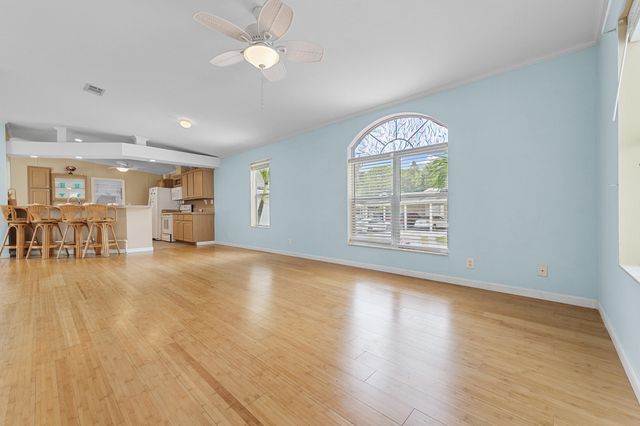 2555 Pga Boulevard 55, Palm Beach Gardens, FL 33410