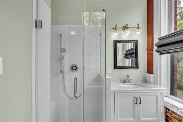 20 W Oglethorpe Avenue D, Savannah, GA 31401