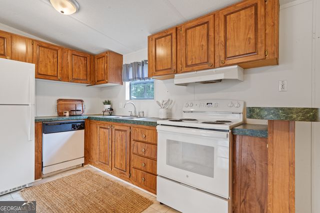231 Lakeshore Drive, Eatonton, GA 31024