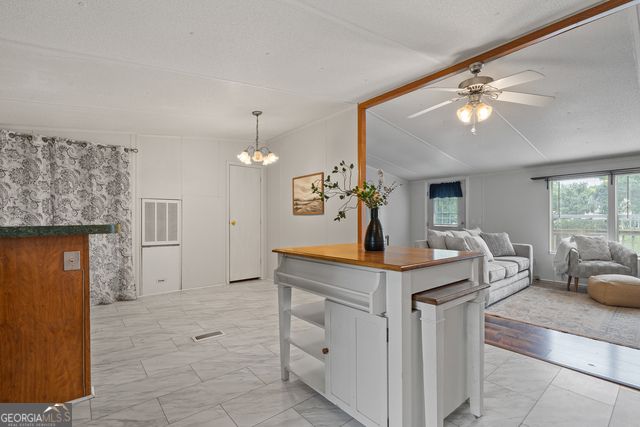 231 Lakeshore Drive, Eatonton, GA 31024