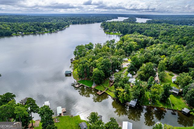 231 Lakeshore Drive, Eatonton, GA 31024