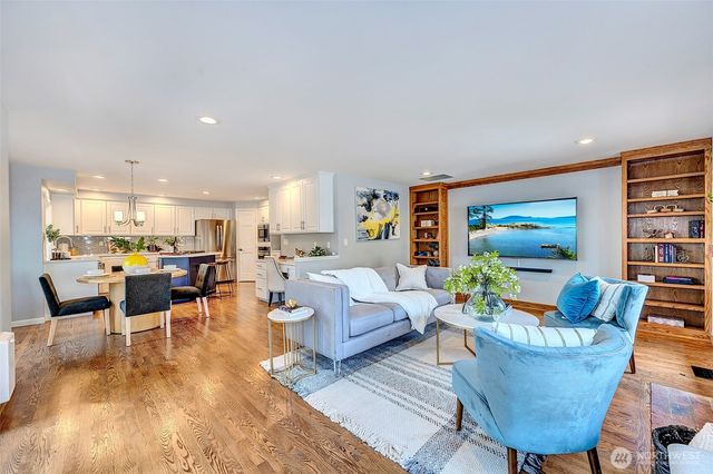 1832 231st Place NE, Sammamish, WA 98074